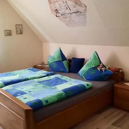 Am Schloss Reuterstadt Stavenhagen