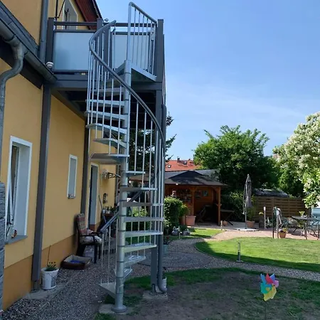 Daire Am Schloss Reuterstadt Stavenhagen